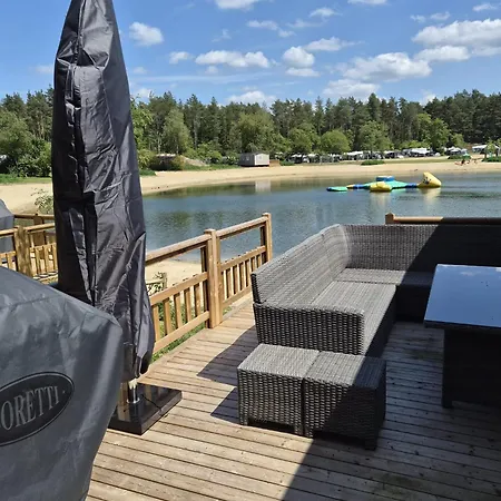 El - Luxe Met Privé Terras Aan Het Water Chalet Nunspeet